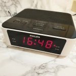 Philips-AJ3115-05-Clock-Radio-Big-Display-Sleep-Timer.jpg