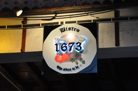 bistro-year-1673.jpg